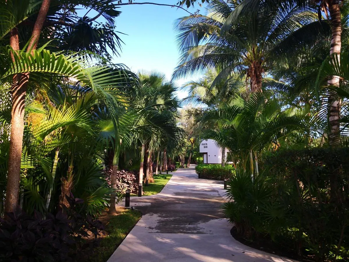 Beachside Corasol El Amanecer De Frida Para 2 Personas Playa del Carmen