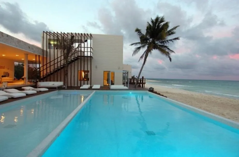 Beachside Corasol El Amanecer De Frida Para 2 Personas Playa del Carmen